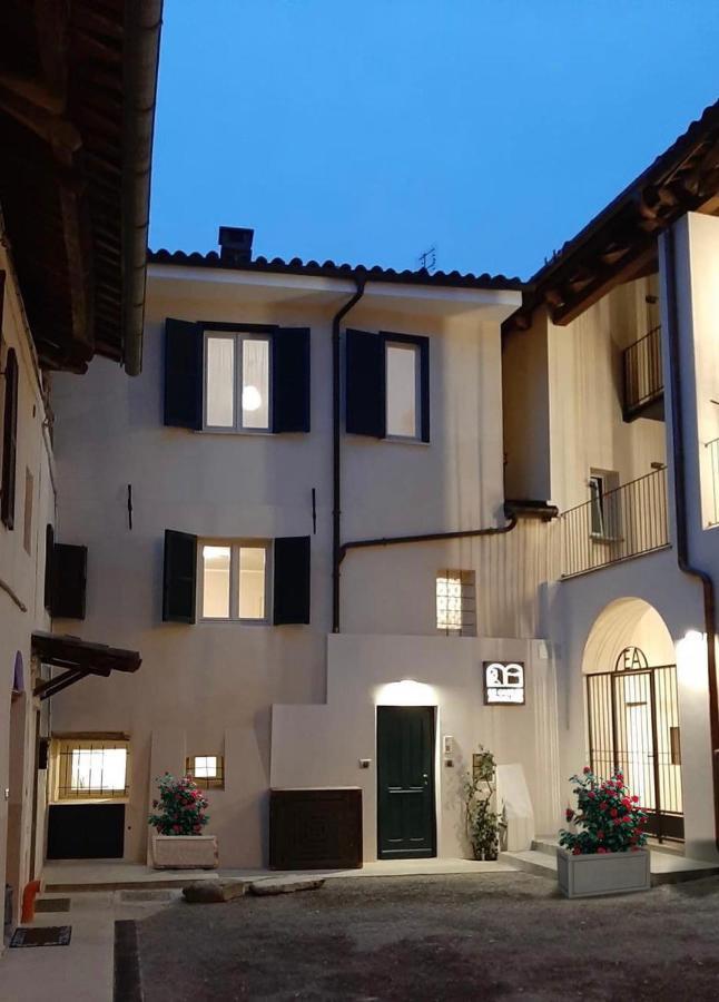 Le Case Di Angelina - Langhe Loft & Suites Farigliano Εξωτερικό φωτογραφία